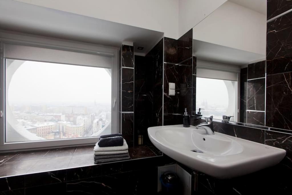 100M2 Penthouse On Top Of The City 1000Mb/S, Airc. 브로츠와프 외부 사진